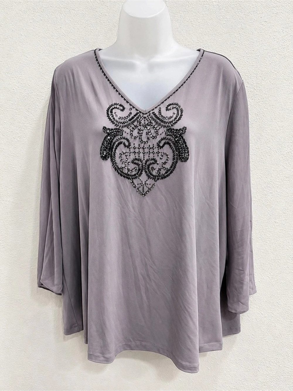 Susan Graver Artisan XL Gray Lavender Beaded Split Sleeve Blouse
